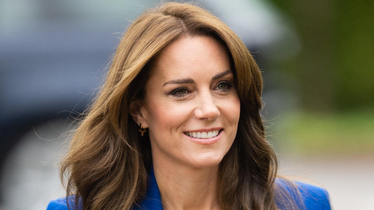 MARLOW, ENGLAND - OCTOBER 12: Catherine, Princess of Wales during a visit to SportsAid at Bisham Abbey National Sports Centre to mark World Mental Health Day on October 12, 2023 in Marlow, England. Prince and Princess of Wales are carrying out engagements across the UK to mark World Mental Health Day and to highlight the importance of mental wellbeing, particularly in young people.