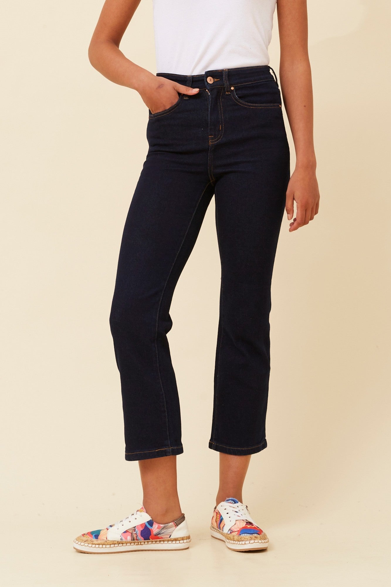 TOVE BOOT CUT DENIM PANTS